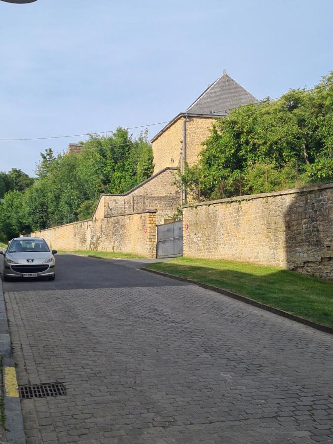 Aux Remparts Du Chateau Sedan Zewnętrze zdjęcie
